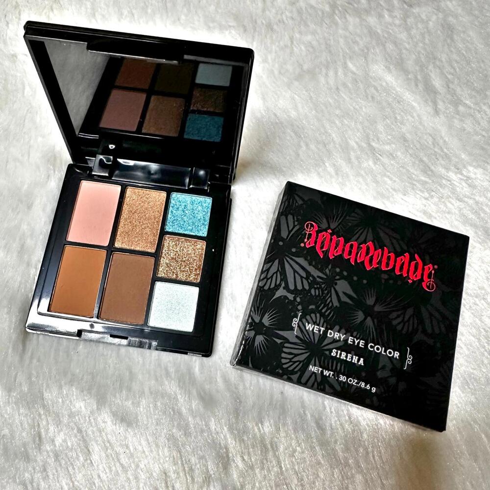 NIB Reina Rebelde Sirena Wet Dry Eye Shadow Palette 8.6g